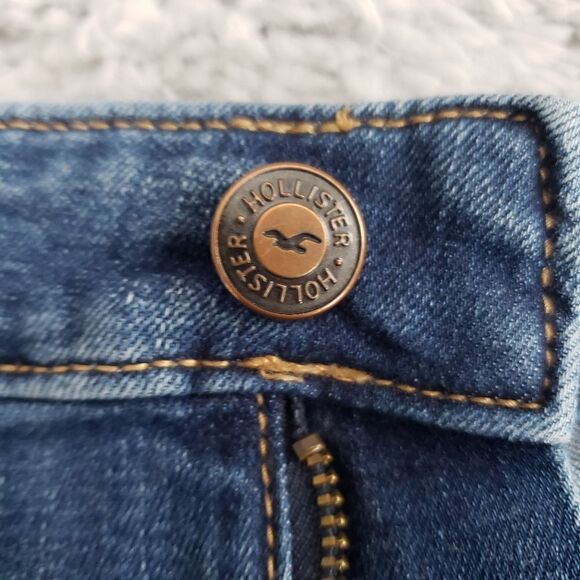 HOLLISTER High Rise Super Skinny Raw Hem Denim Shorts - Picture 5 of 8